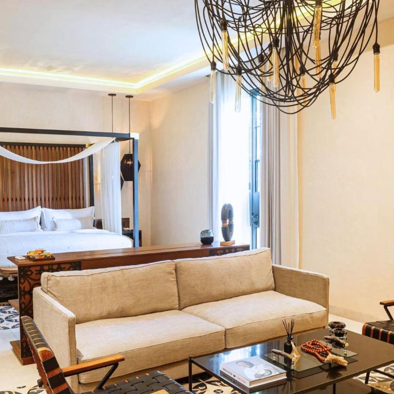 Adoro Hotel Boutique - MASTER SUITE WITH BALCONY - 4