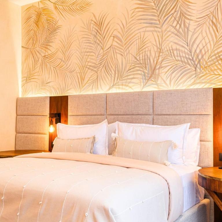 Adoro Hotel Boutique - MASTER SUITE WITH PLUNGE POOL - 8