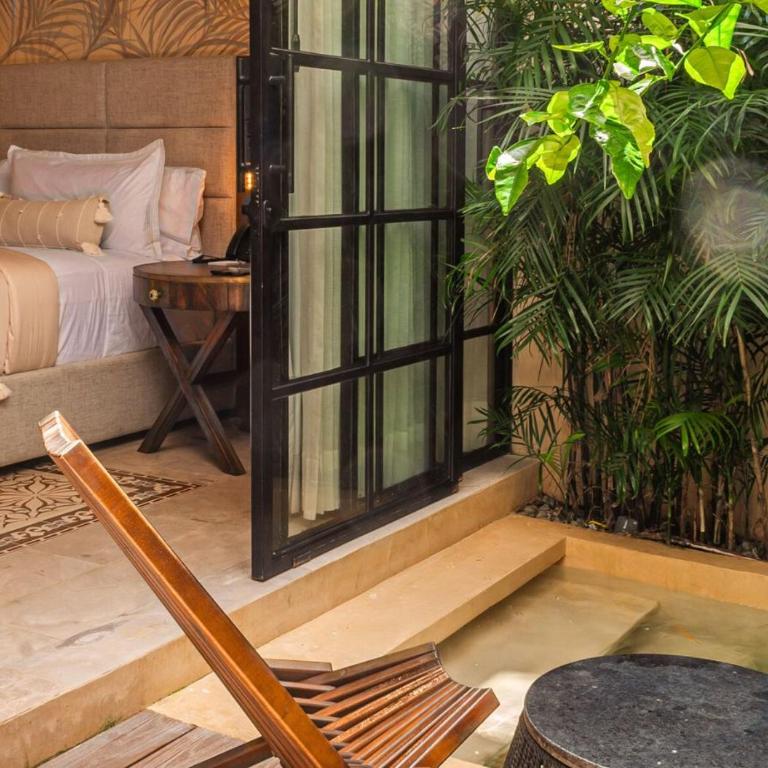 Adoro Hotel Boutique - MASTER SUITE WITH PLUNGE POOL - 3