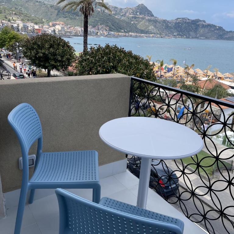 La Finestra sul Mare Modern Apartment - Appartamento Monolocale con Vista Mare - 8
