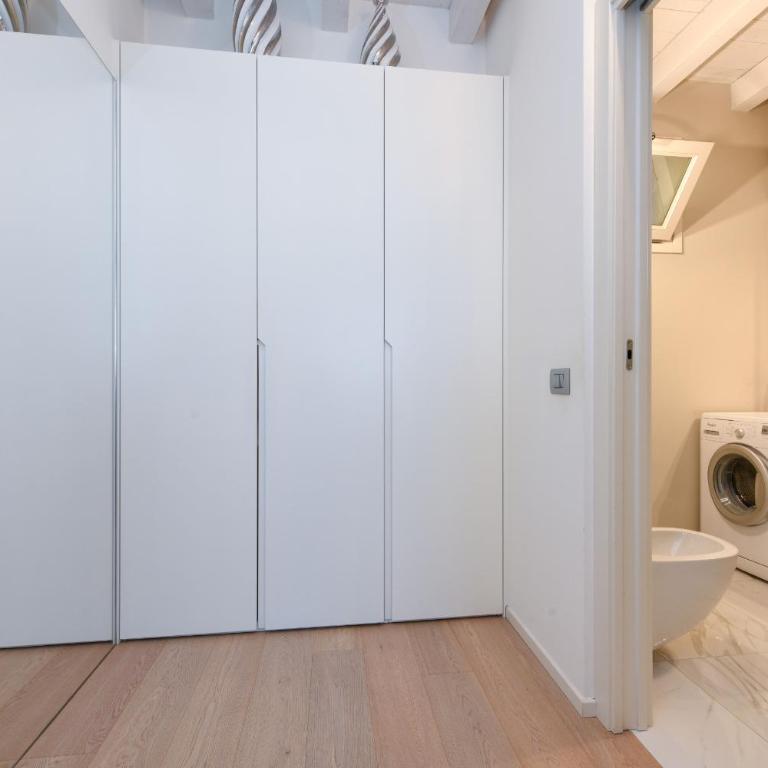 Warda Lovely Suite DesenzanoLoft Official Partner Homes & Villas by Marriott Bonvoy - Appartamento con Vista Piscina - 22