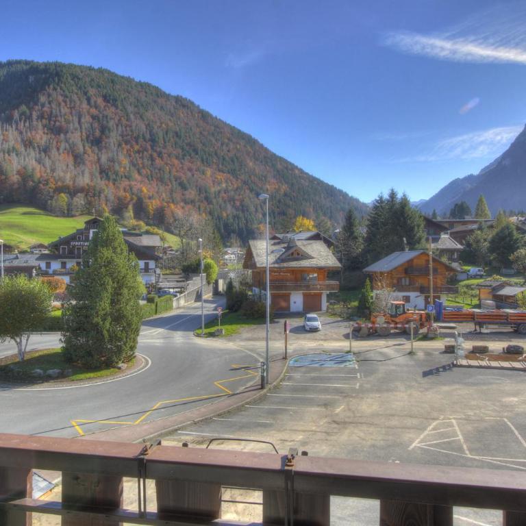 Atray B7 Apartment - Snow and Trek - Apartment with Mountain View - 10