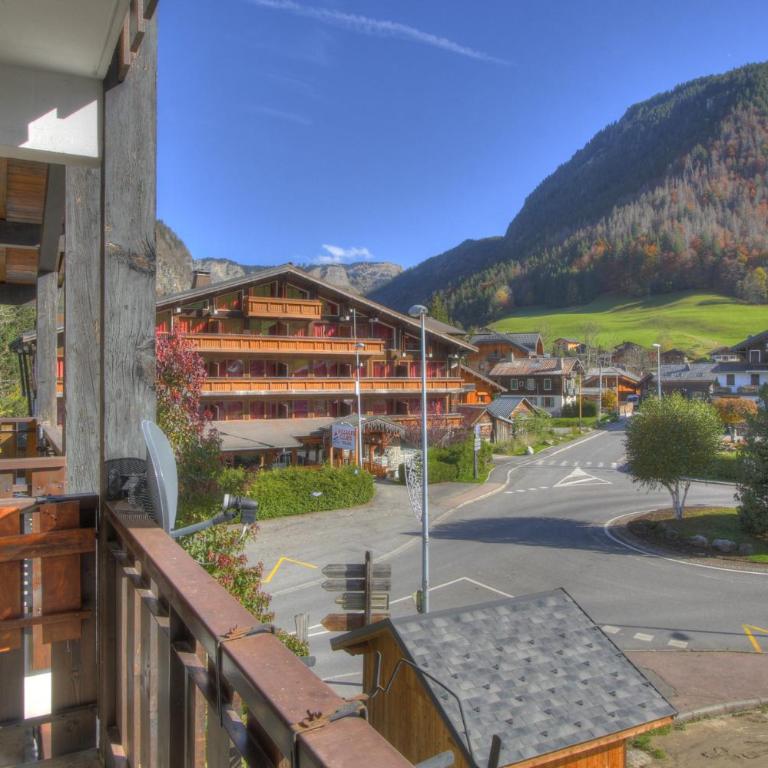 Atray B7 Apartment - Snow and Trek - Apartment with Mountain View - 11