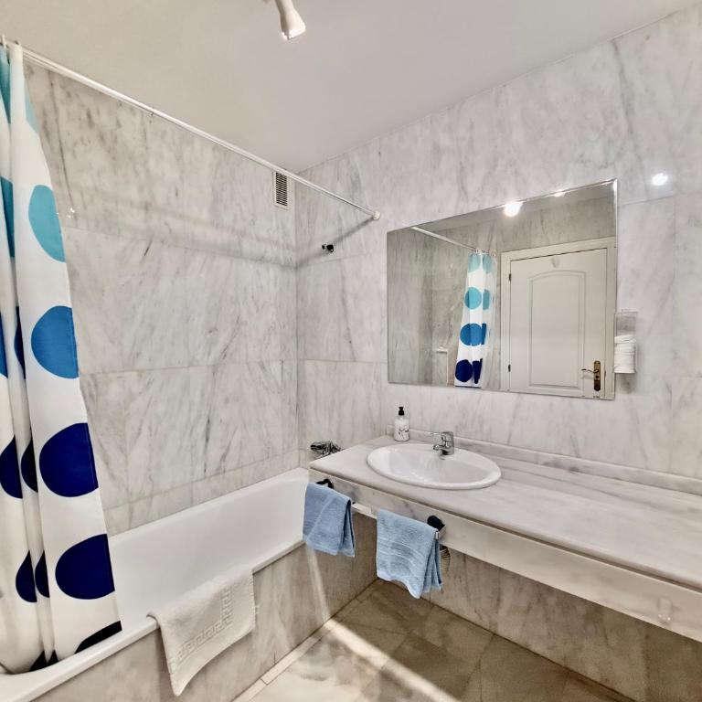LAS TERRAZAS DE MIRAMAR, Castillo Beach - One-Bedroom Apartment - 13