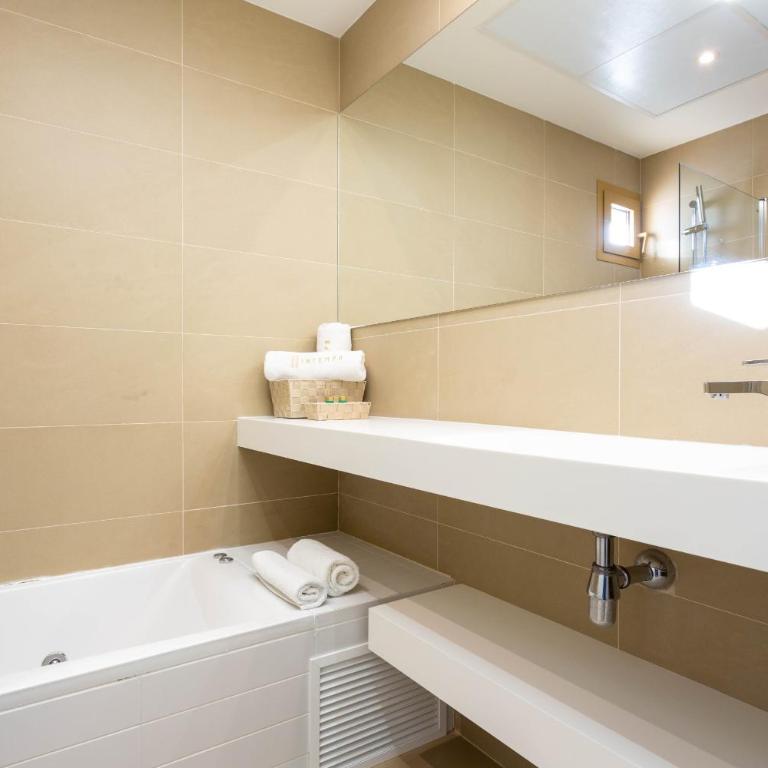 Intempo by Holuxe - 051- 5th floor - Two-Bedroom Deluxe Apartment with Ocean View - 14