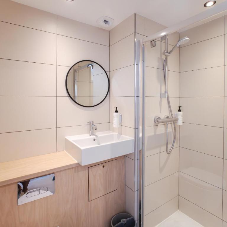easyHotel Marseille Euromed - Chambre Double Standard - 12