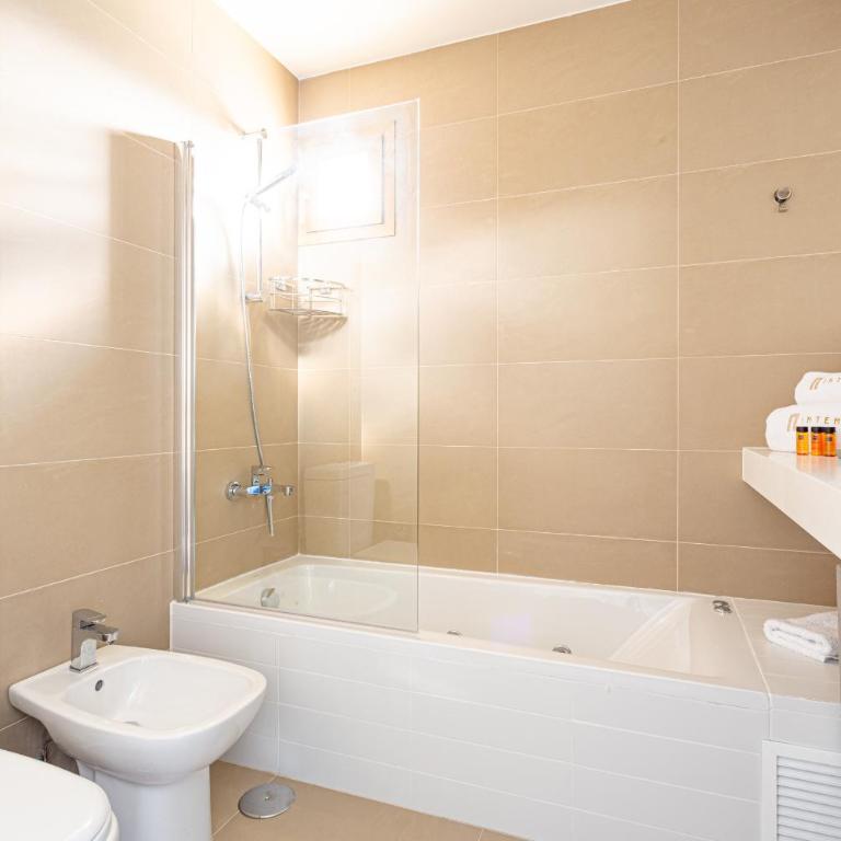 Intempo by Holuxe - 071 - 7th floor - Two-Bedroom Apartment - 18