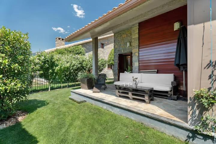Casa Biescas Ski EVcharger Formigal 30min BBQ - Three-Bedroom House - 86