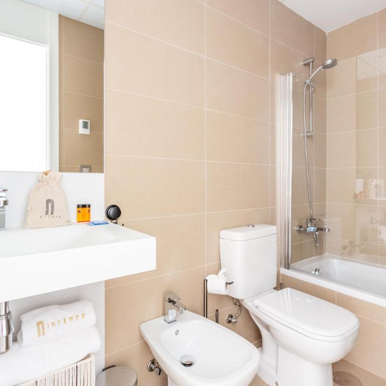 Intempo by Holuxe - 112 - 11th floor - Two-Bedroom Apartment with Sea View - 9