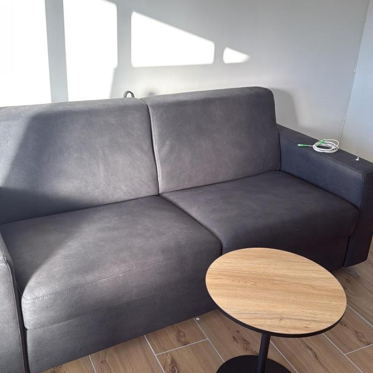 Super studio climatisé sur le port de Hyeres - Studio-Apartment - 17