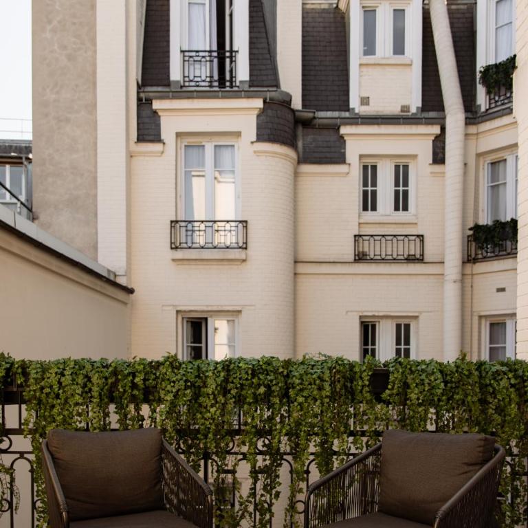 Solly Hôtel Paris - Chambre Double Confort avec Terrasse - 5