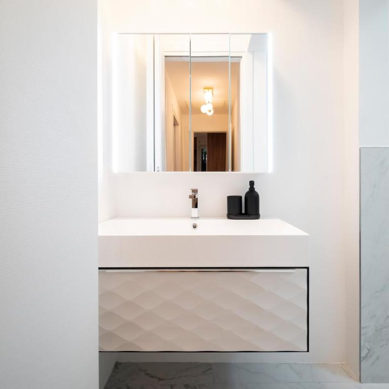Luca Stay Duomo Visconti Suites - Appartamento con 2 Camere da Letto - 10