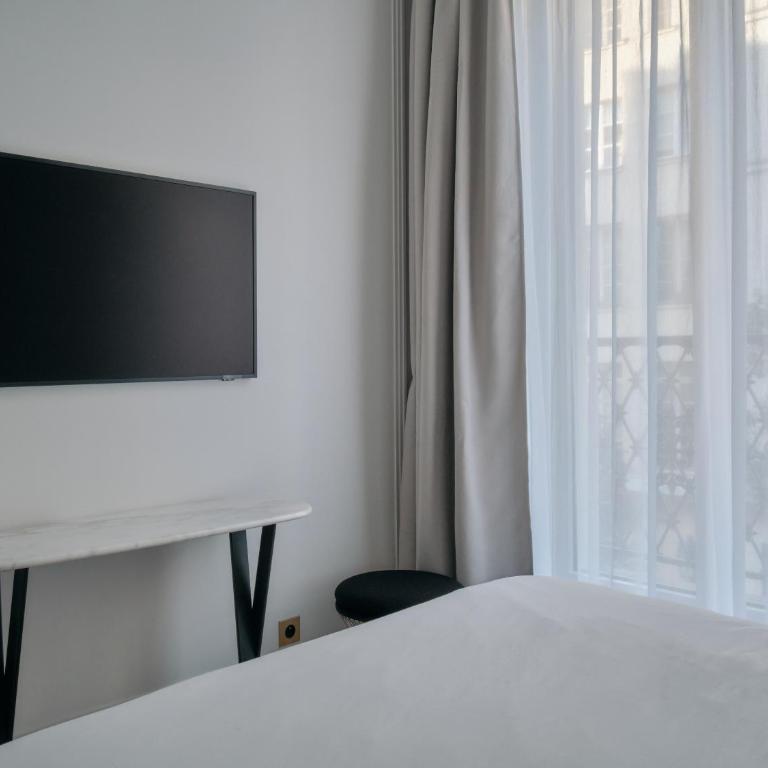 Nestay Les Halles - Deluxe One-Bedroom Apartment with Balcony and City View 201 - 19