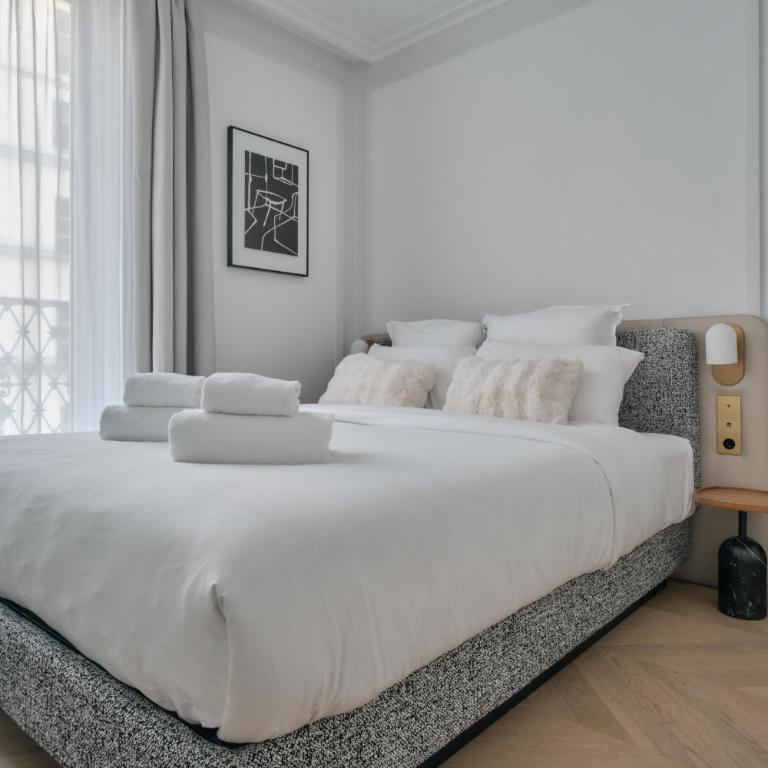 Nestay Les Halles - Deluxe One-Bedroom Apartment with Balcony and City View 201 - 15
