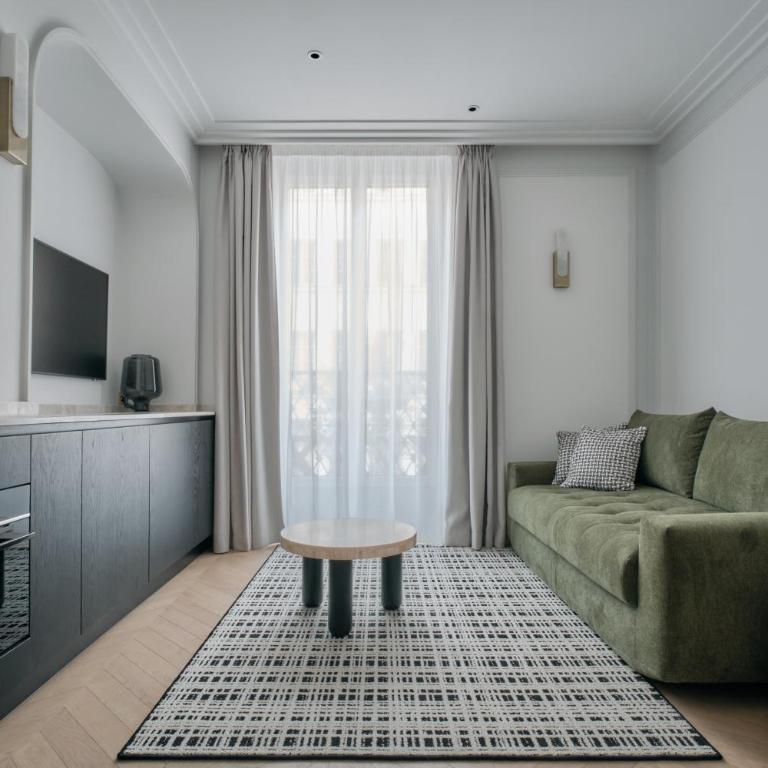 Nestay Les Halles - Deluxe One-Bedroom Apartment with Balcony and City View 201 - 5