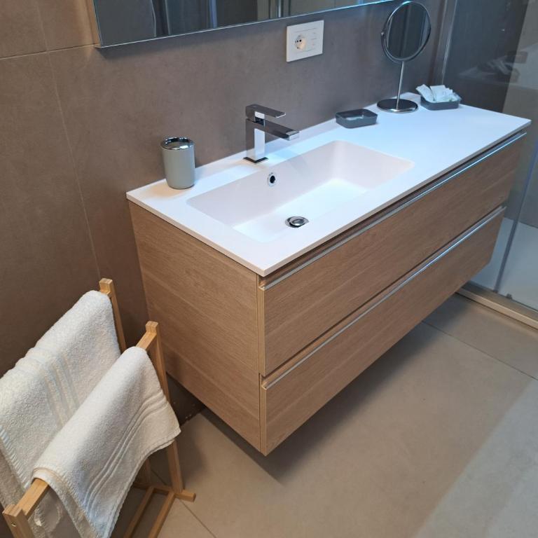 Bolognamania Apartments-Levante 98 - Two-Bedroom Apartment - 17