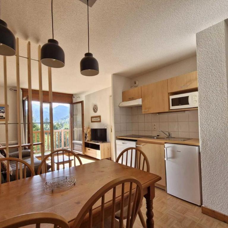 Appartement cosy avec balcon et vue montagne - Appartement - 7
