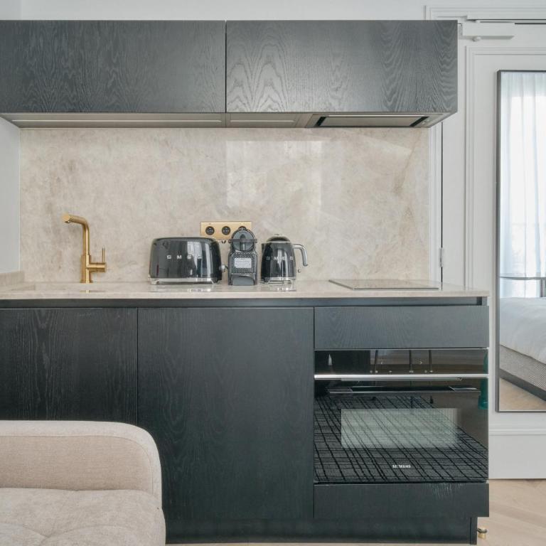 Nestay Les Halles - Deluxe Studio with Balcony and City View 202 - 8