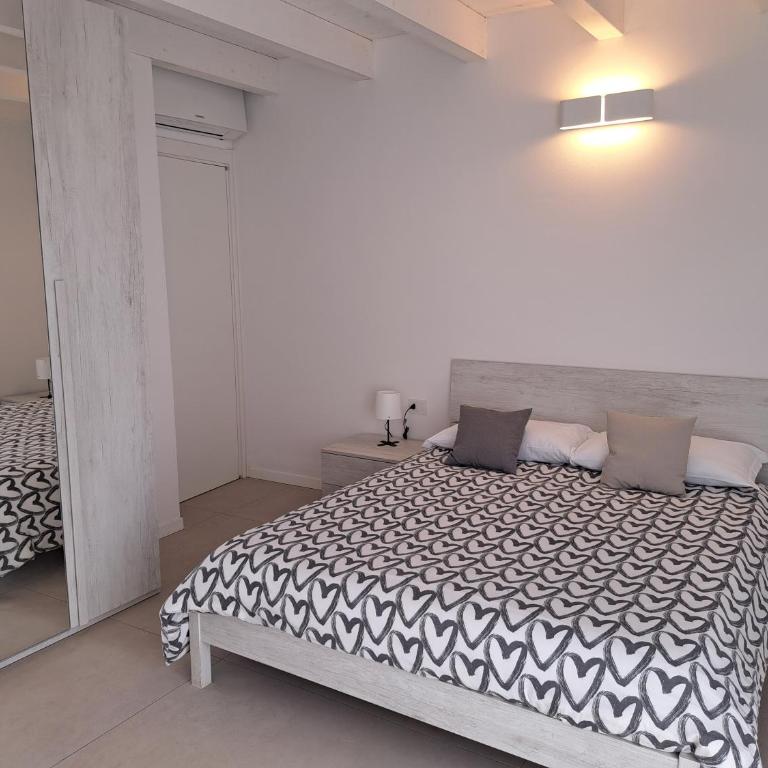 Bolognamania Apartments-Levante 98 - Two-Bedroom Apartment - 13