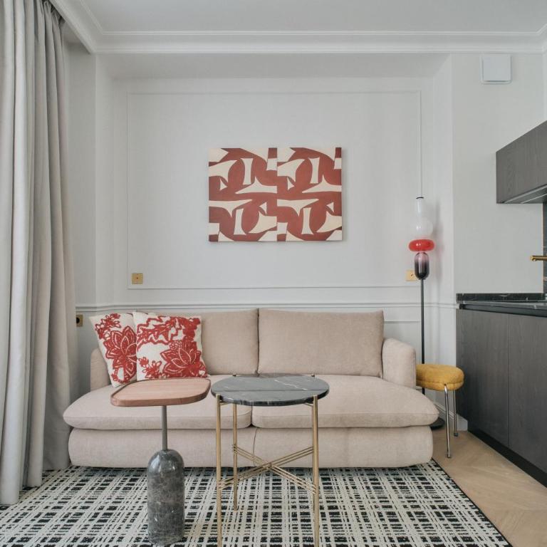 Nestay Les Halles - Deluxe Studio with City View 302 - 3