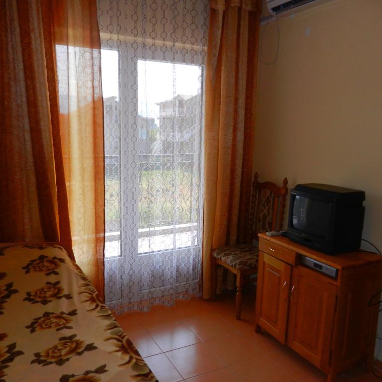 Guest house Villa Leonardo - Studio with Terrace - 12