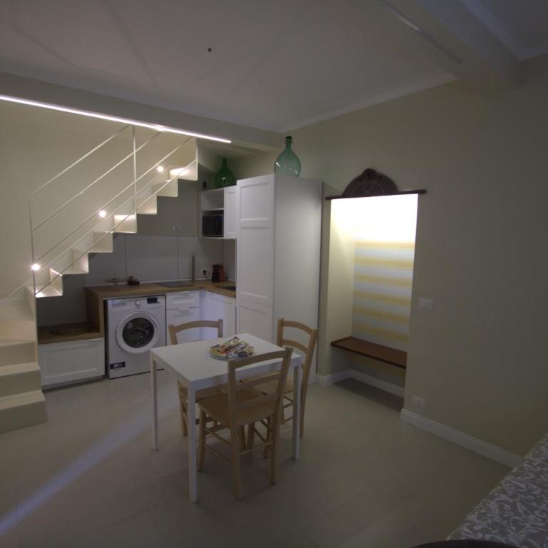 Dimora Porta Garibaldi - Vacation Home - 1