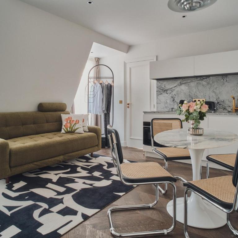 Nestay Les Halles - Deluxe One-Bedroom Apartment with City View 603 - 2