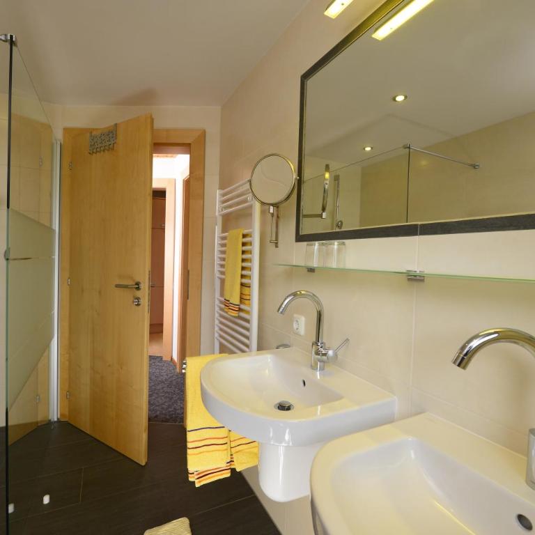 Antares am See - Classic Apartment mit 1 Schlafzimmer und Balkon - 1