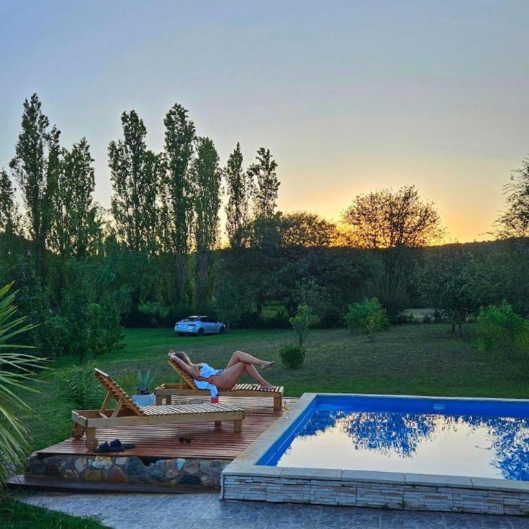 HERMOSA CASA con 4000mts de PARQUE en las SIERRAS DE CORDOBA - Three-Bedroom House - 1