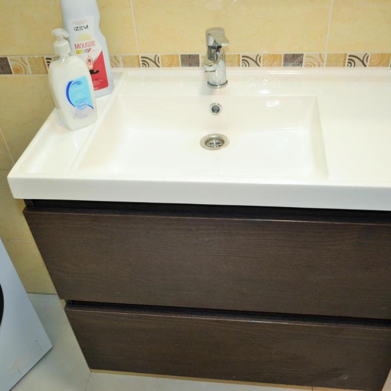 FANTASTICO CENTRO HOSPITALeS - Apartamento de 3 dormitorios - 30