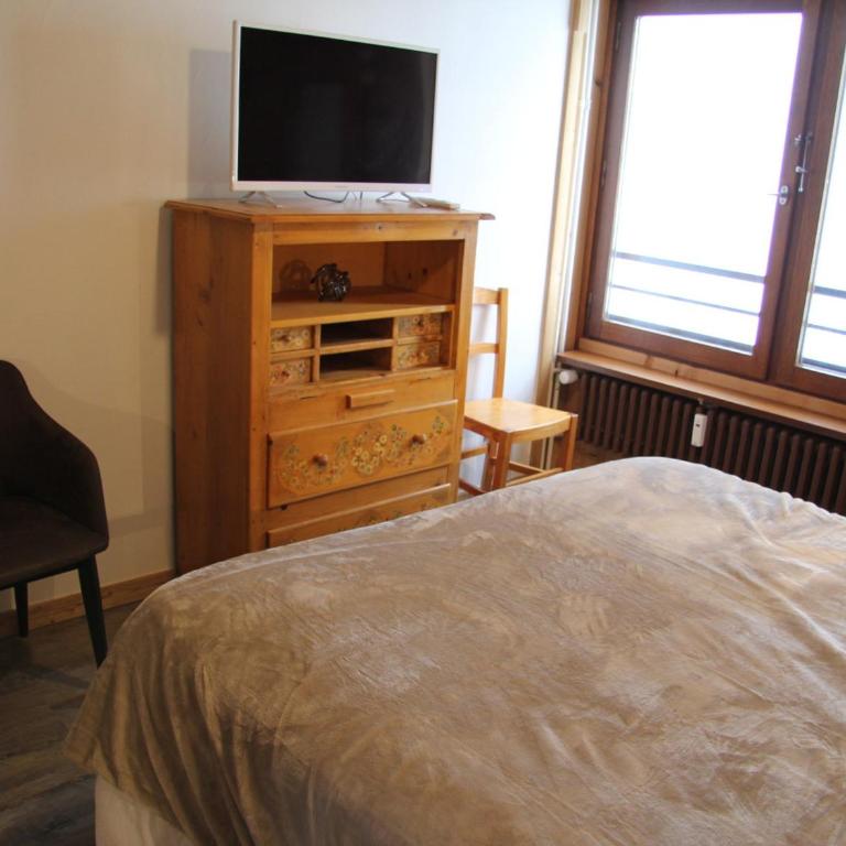 Appartement Rénové 3 Pièces au Centre de La Clusaz avec Balcon et Garage - FR-1-459-40 - Appartement (6 Adultes) - 13