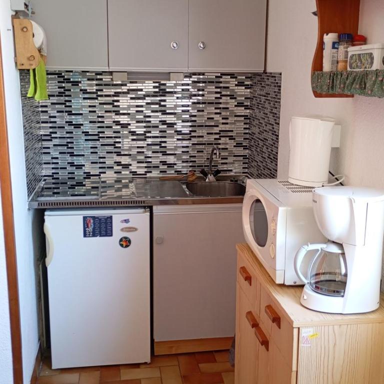 Studio Plage 200m Parking gratuit Port la Nouvelle - Appartement 1 Chambre - 6