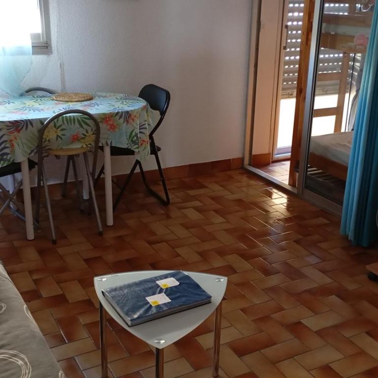 Studio Plage 200m Parking gratuit Port la Nouvelle - Appartement 1 Chambre - 5