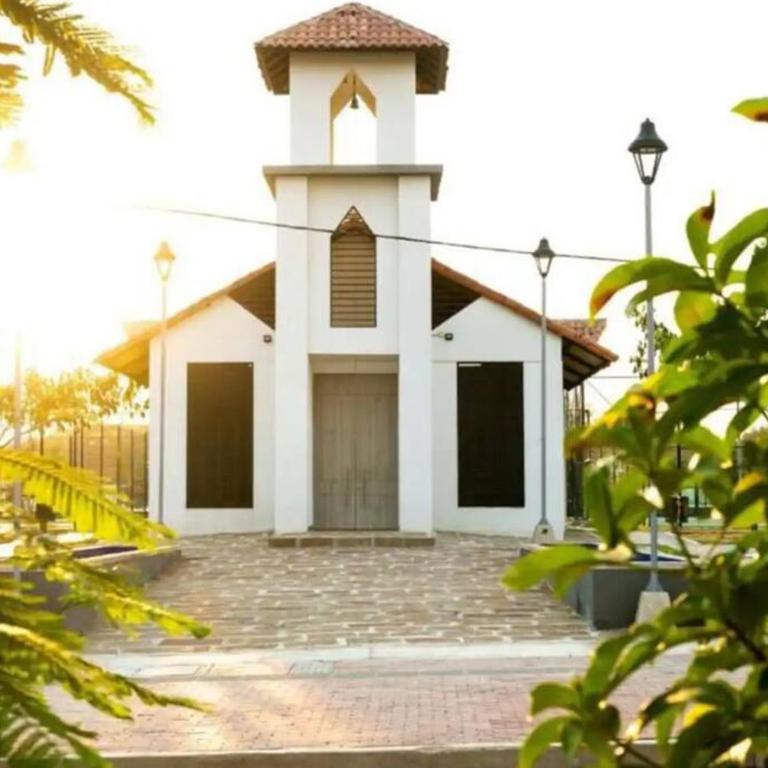 Hermoso Apto WiFi-AC-Smart TV para 9 personas - Three-Bedroom Apartment - 7