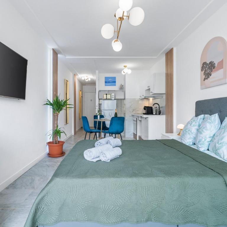 Élégant Studio avec Terrasse proche Mer Tramway - Appartement 1 Chambre - 4