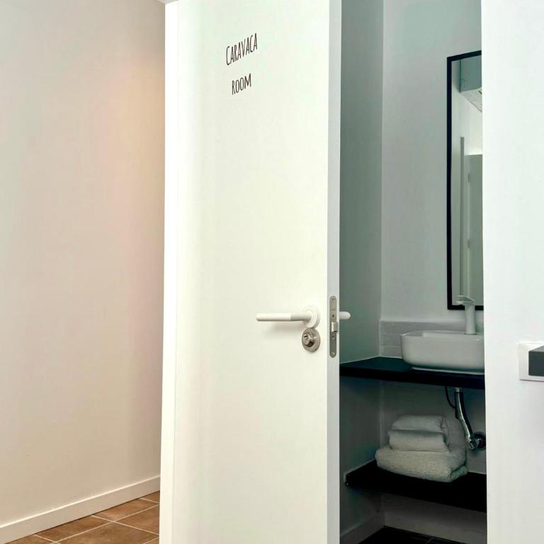 Guest House Espinardo Murcia Casa Universitaria - Single Room with Private Bathroom - 5