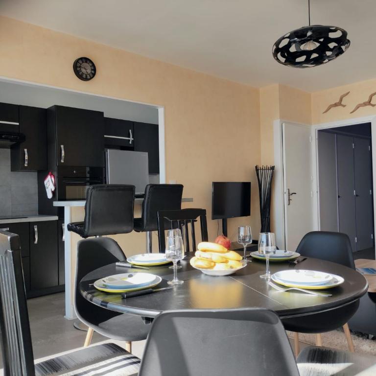FACE MER grand T3 familial, parking gratuit - Apartment mit 2 Schlafzimmern - 5