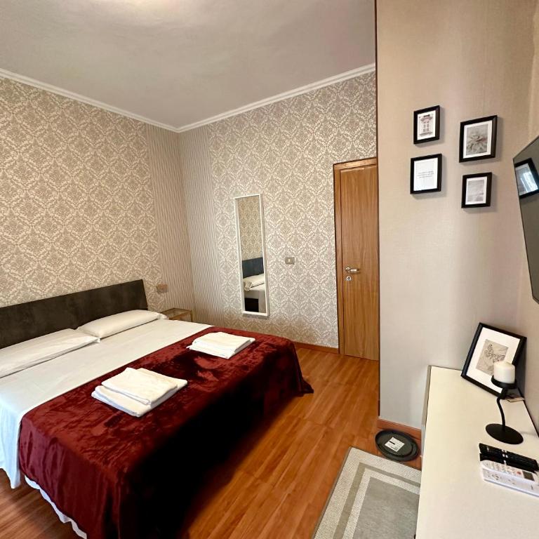 Pardis Guest house - Camera Matrimoniale con Bagno Privato - 1