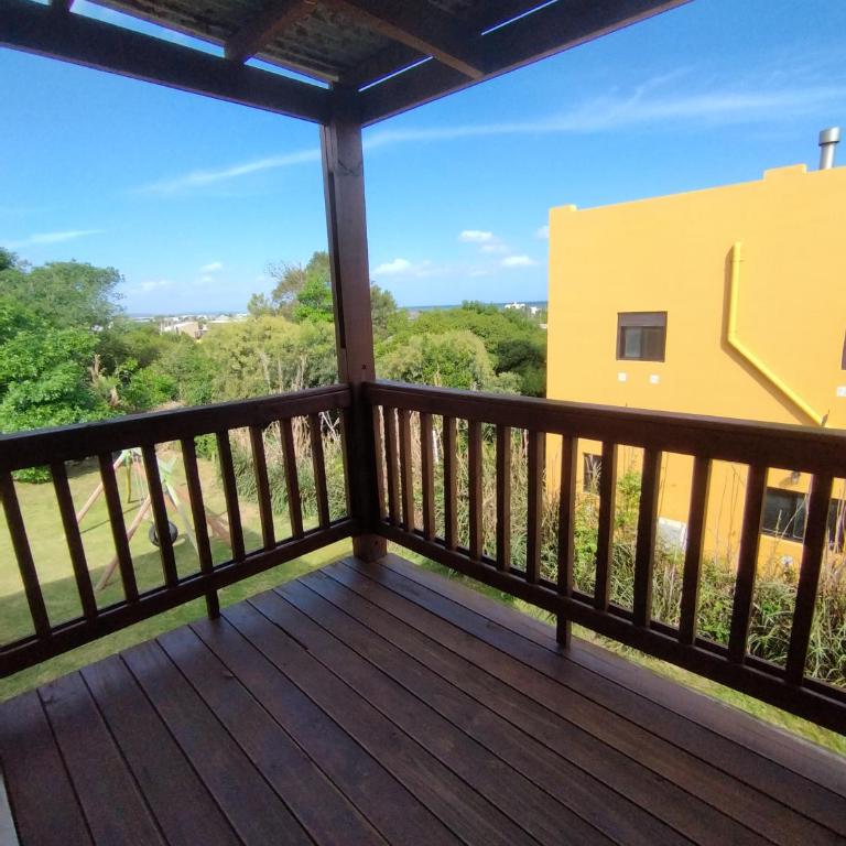 Apartamentos La Playa - Apartamento de 1 dormitorio con balcón - 2
