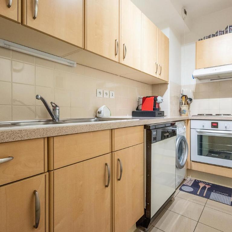 Awesome Apartment In Royan With Wifi - Appartamento con 1 Camera da Letto - 4
