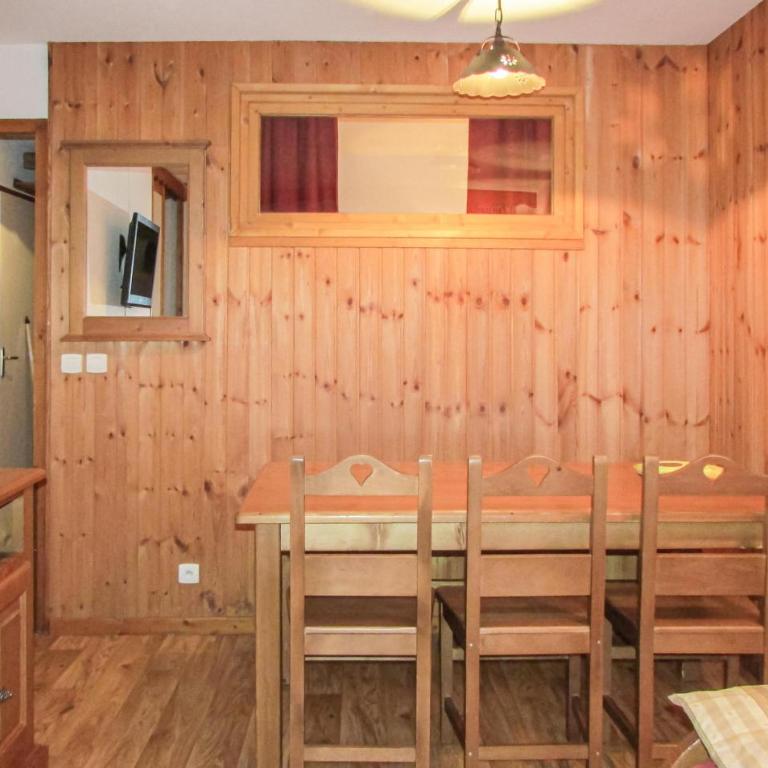 Gorgeous Apartment In Puy St Vincent - Appartement 2 Chambres - 3