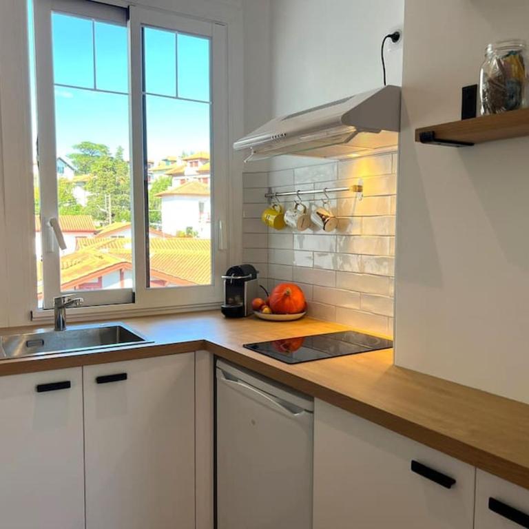 Studio lumineux à 100m de la plage ! - Apartamento de 1 dormitorio - 7