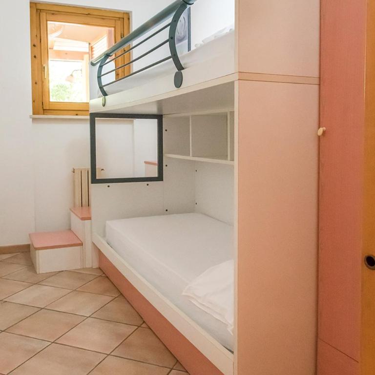 Marcelli, trilocale con portico a 250mt dal mare - M255 - Appartamento con 2 Camere da Letto - 11