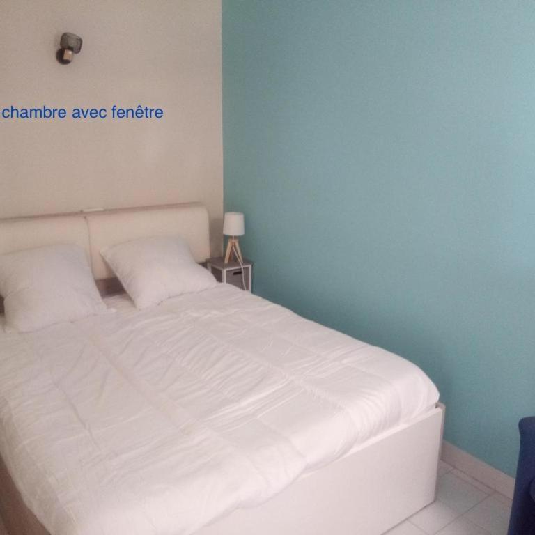Frejus Plage, Appartement entier , piscine,parking,plage à 200m - Apartment mit 1 Schlafzimmer - 7