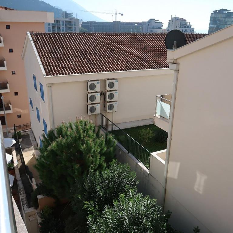 Apartmani LUX Becici - One-Bedroom Apartment - 11