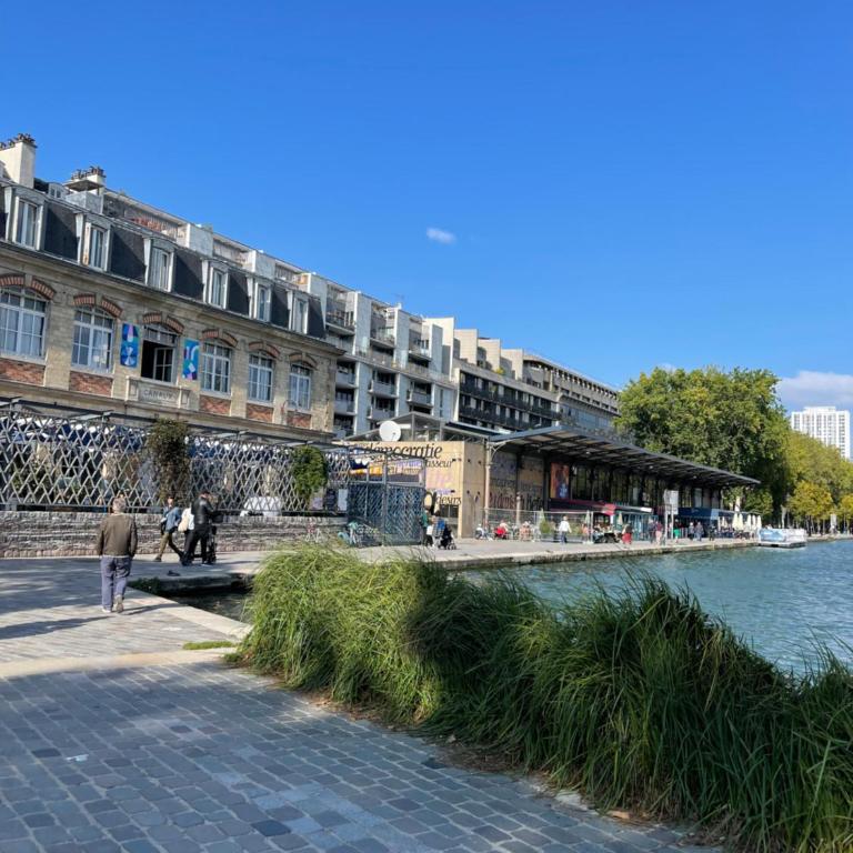 Appartement Paris 10 arr - Apartment - 25