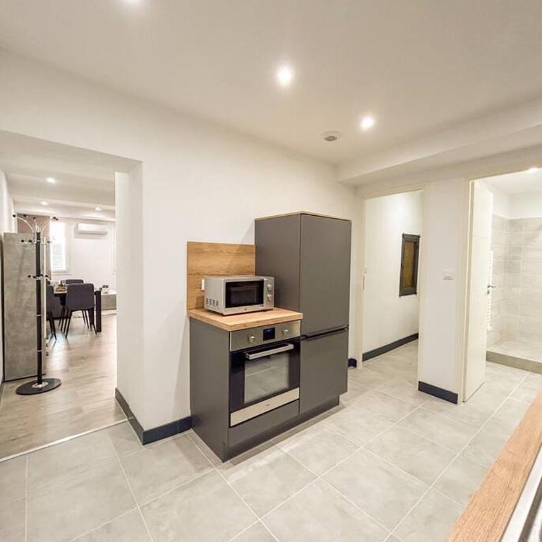 T2 refait à neuf en plein centre-ville de Sanary - Apartment mit 1 Schlafzimmer - 15