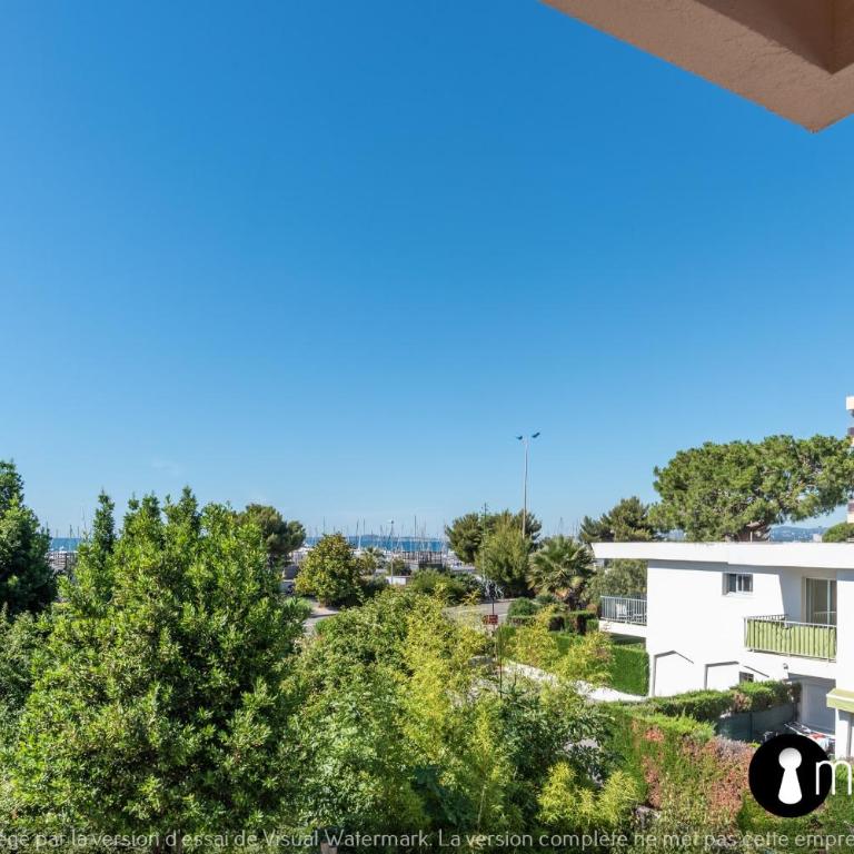 Air-conditioned apartment facing the port of Saint Laurent with 2 bedrooms - Appartement - 7