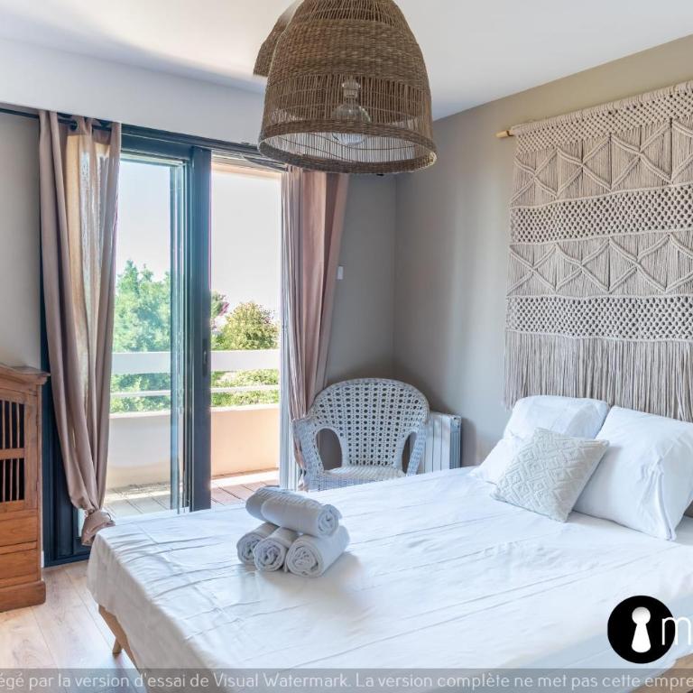 Air-conditioned apartment facing the port of Saint Laurent with 2 bedrooms - Appartement - 11