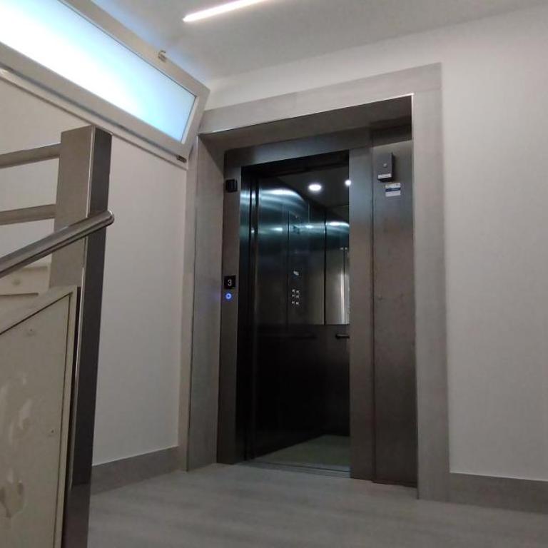 CRYSTAL Apartments DELUXE - Appartamento con 2 Camere da Letto e Terrazza - 10